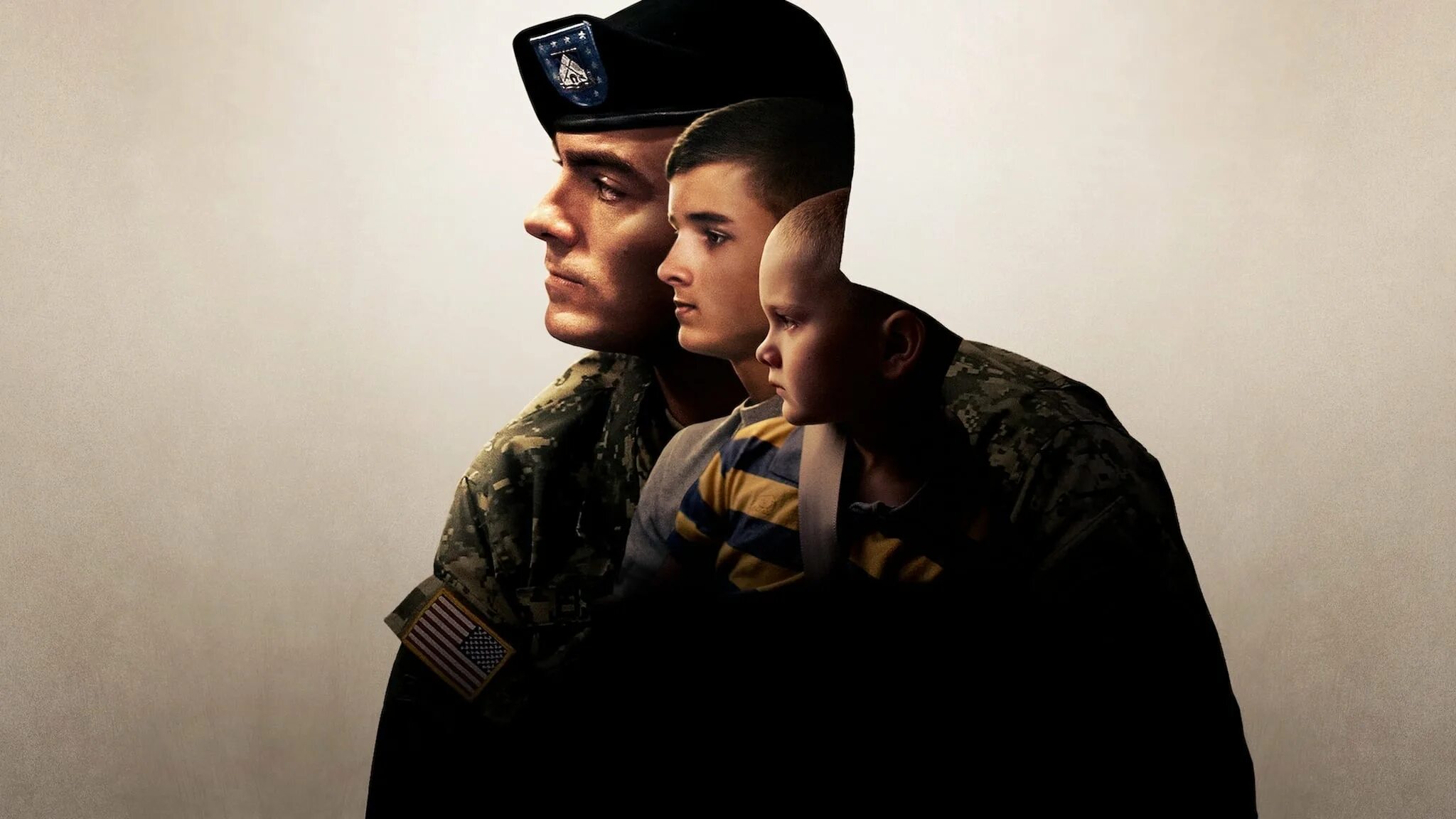 Сын солдат. Военный с сыном. Корея сын отца