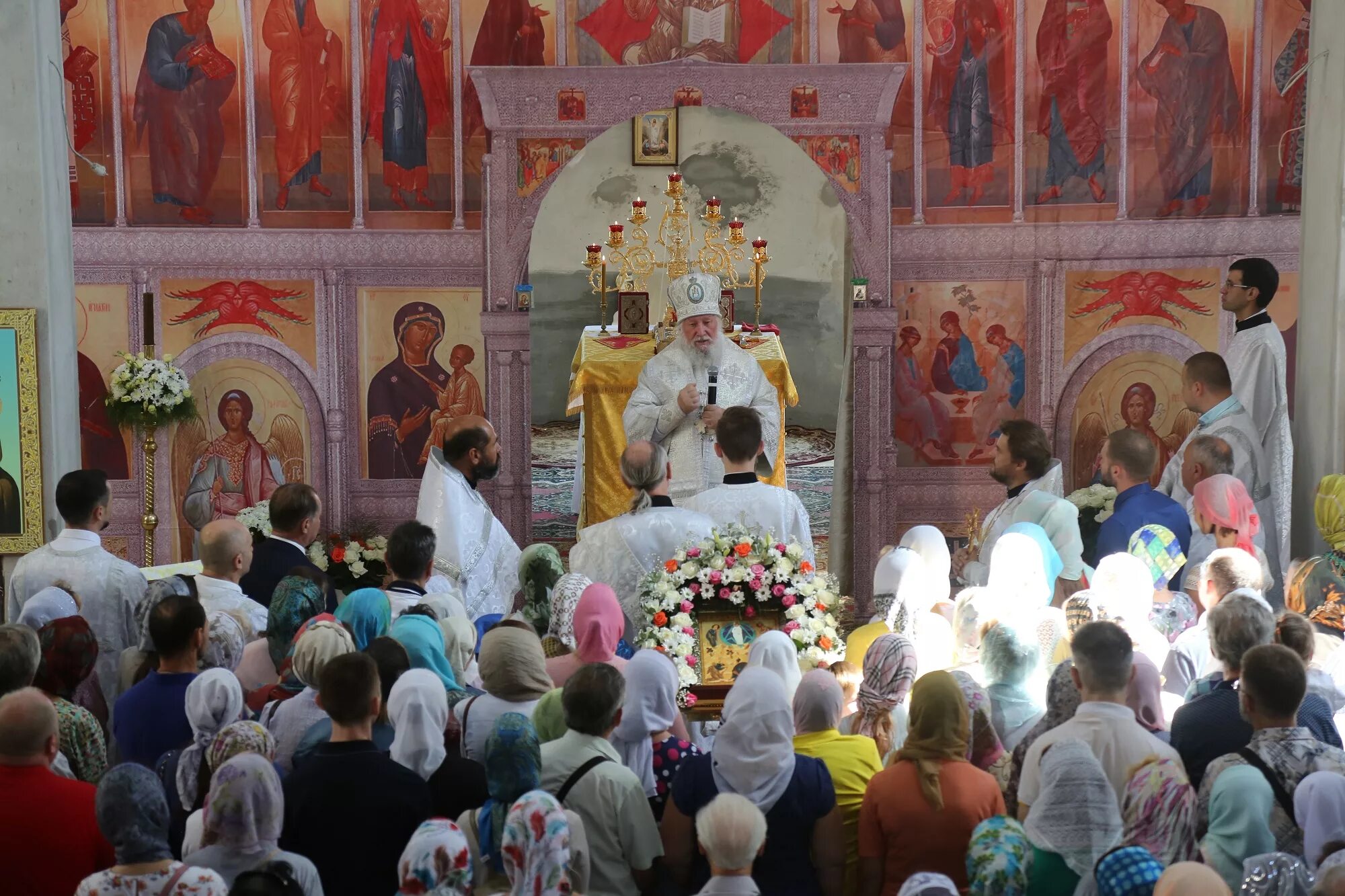 коммунарка храм служба. коммунарка храм служба. храм в коммунарке расписание богослужений. преображенская церковь в саввино. коммунарка храм служба.