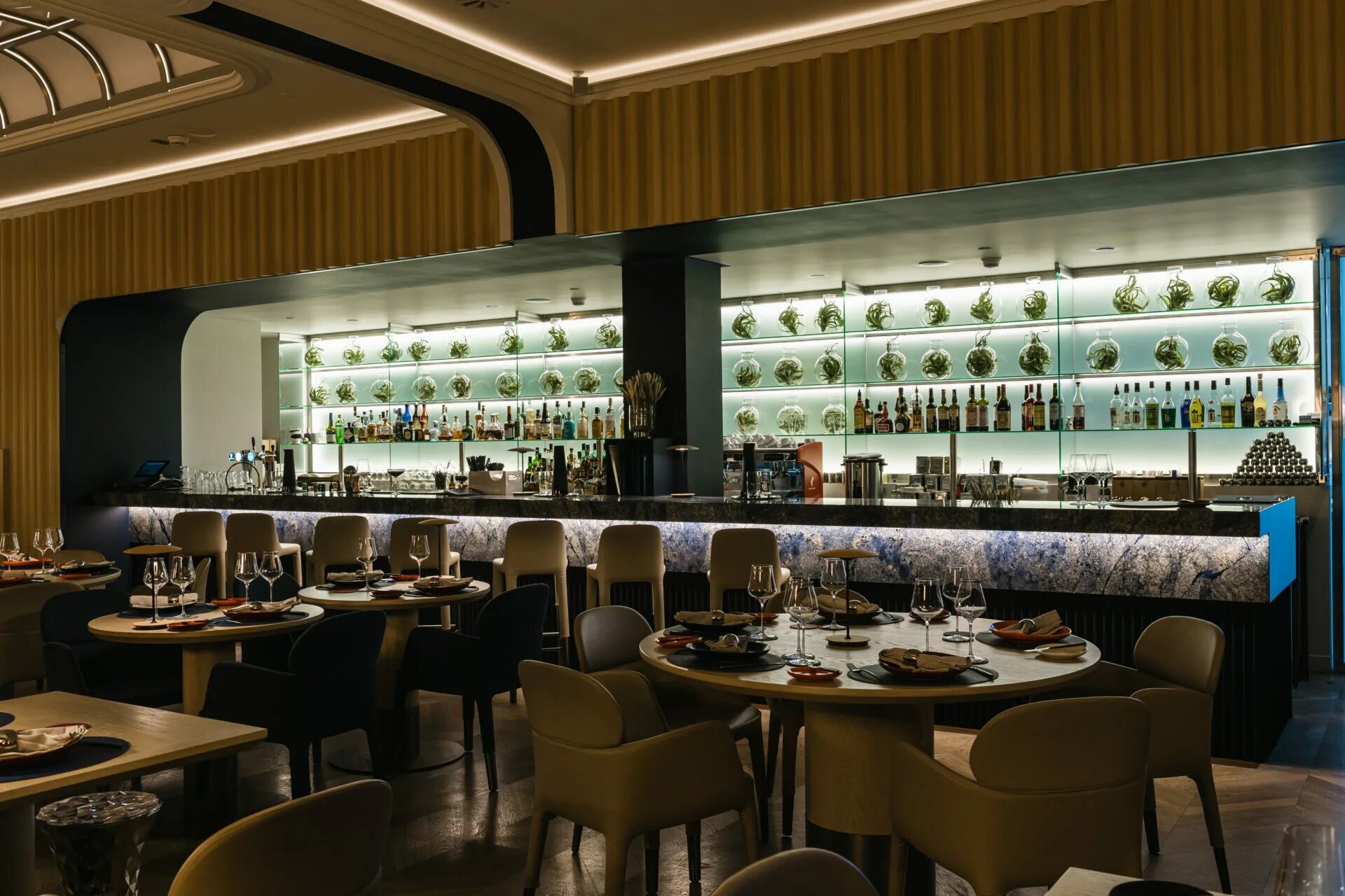 O2 restaurant тверская ул 3 москва меню. Yura ресторан москва. ресторан юра отель стандарт. ресторан yura москва страстной бульвар 2. yura restaurant &amp; bar, москва.
