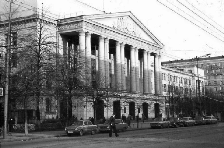 Московский энергетический институт факультеты. Московский энергетический институт факультеты