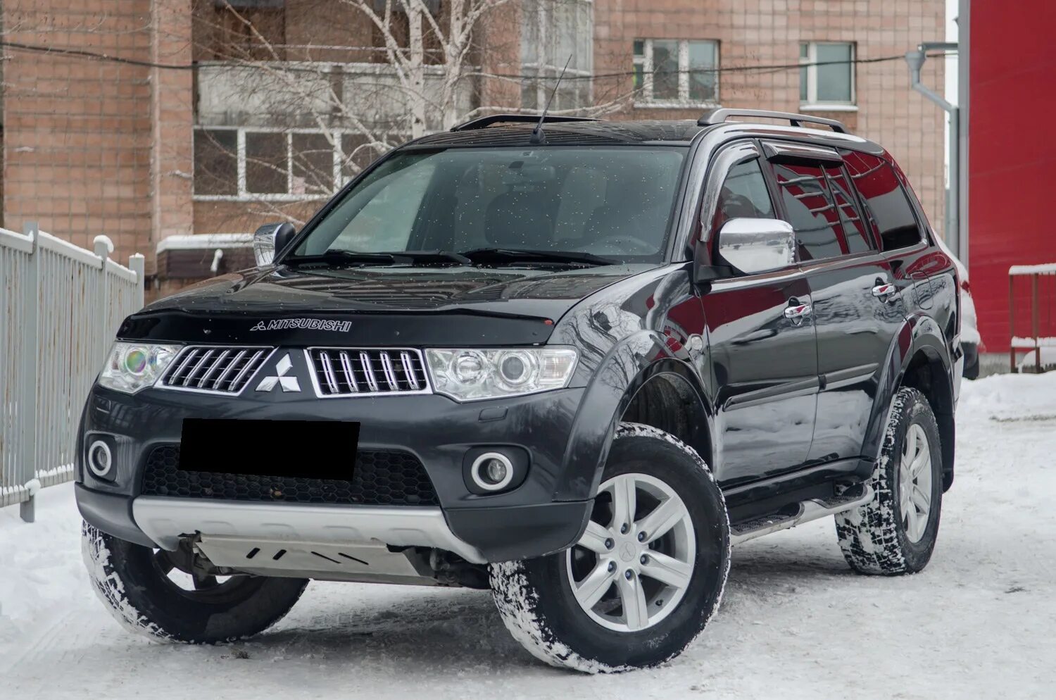 Pajero sport 2010. Митсубиси Паджеро спорт 2010. Pajero Sport 2 2013. Pajero Sport 2013. Мицубиси Паджеро спорт 2013.