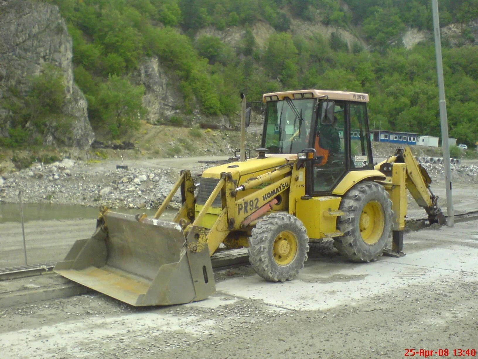 Погрузчик Komatsu, sk820-5e0. Экскаватор погрузчик Коматсу. Elaz bl880. Экскаватор-погрузчик Elaz-BL 880. Турецкий экскаватор погрузчик