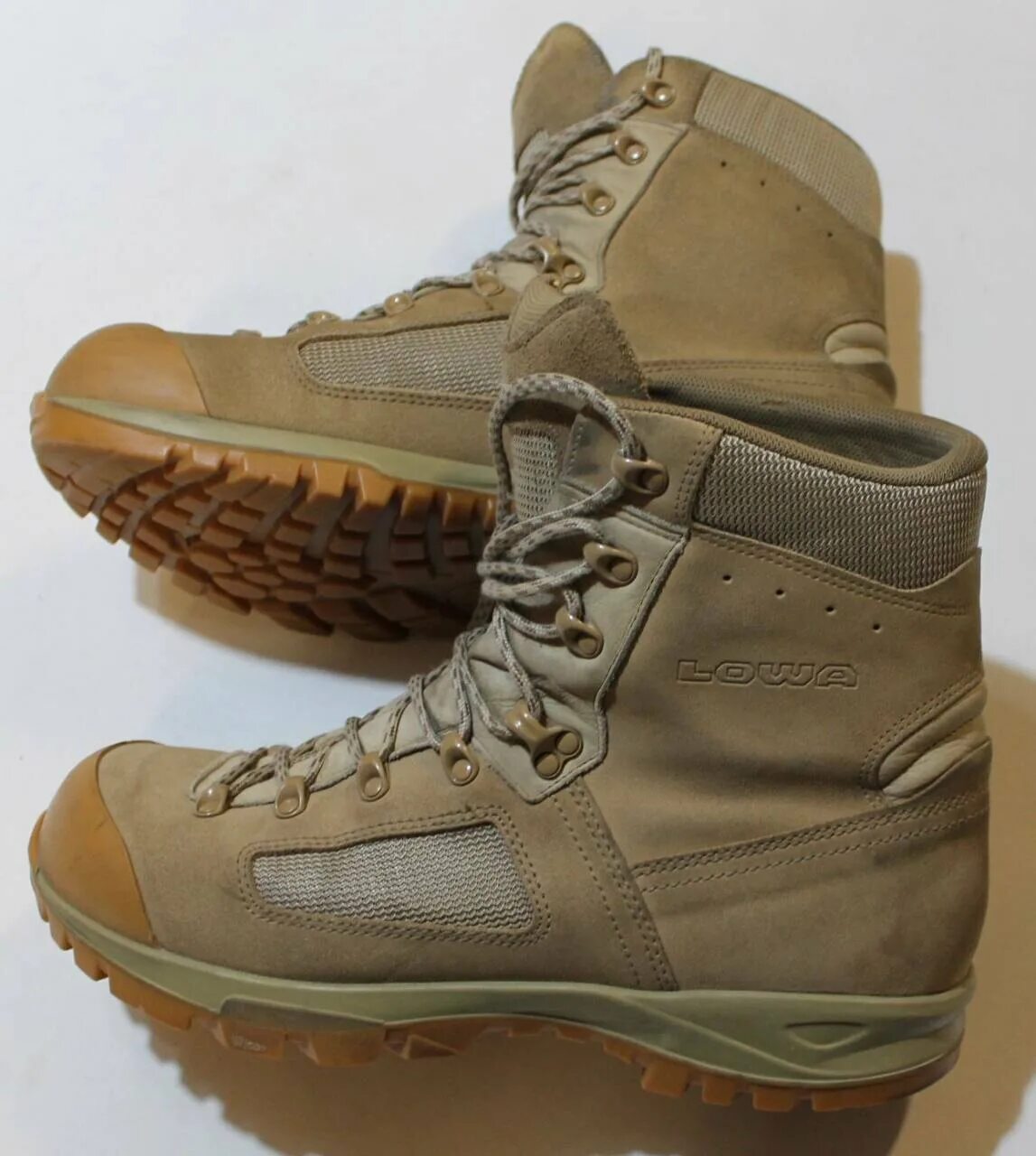 Ботинки реплика. Lowa desert elite. ботинки lowa elite desert. ботинки-берцы lowa elite desert khaki. ботинки lowa desert 11uk.