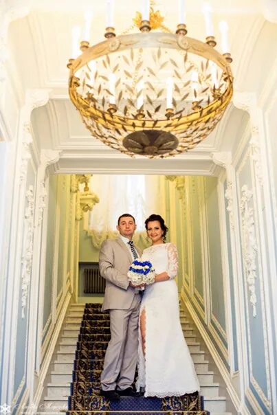 Отдел загс центрального района. Загс центрального района на суворовском. Загс центрального района санкт-петербурга. Загс центрального района суворовский 41. Суворовский проспект 41 загс.