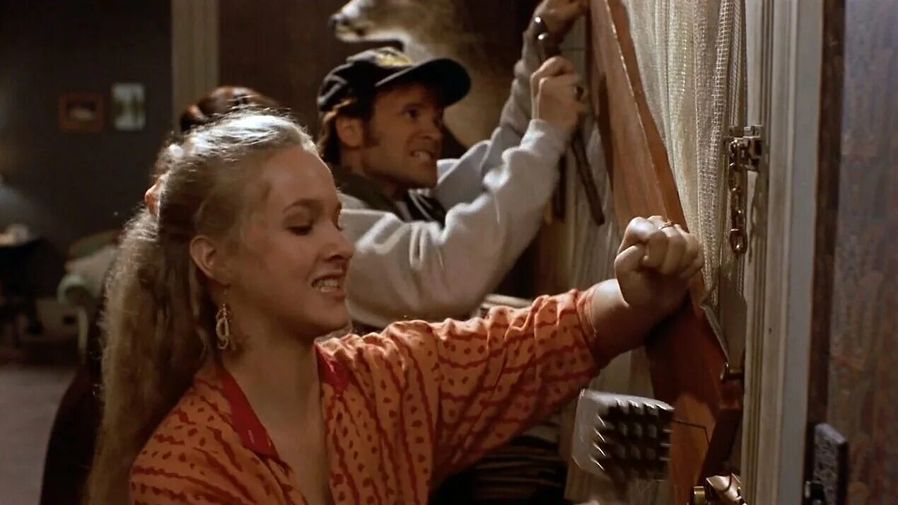 брэдли грегг класс 1999. короткометражки 1990 2000. йос стеллинг галерея. баттерфингер гудзонский ястреб. короткометражки 1990 2000.