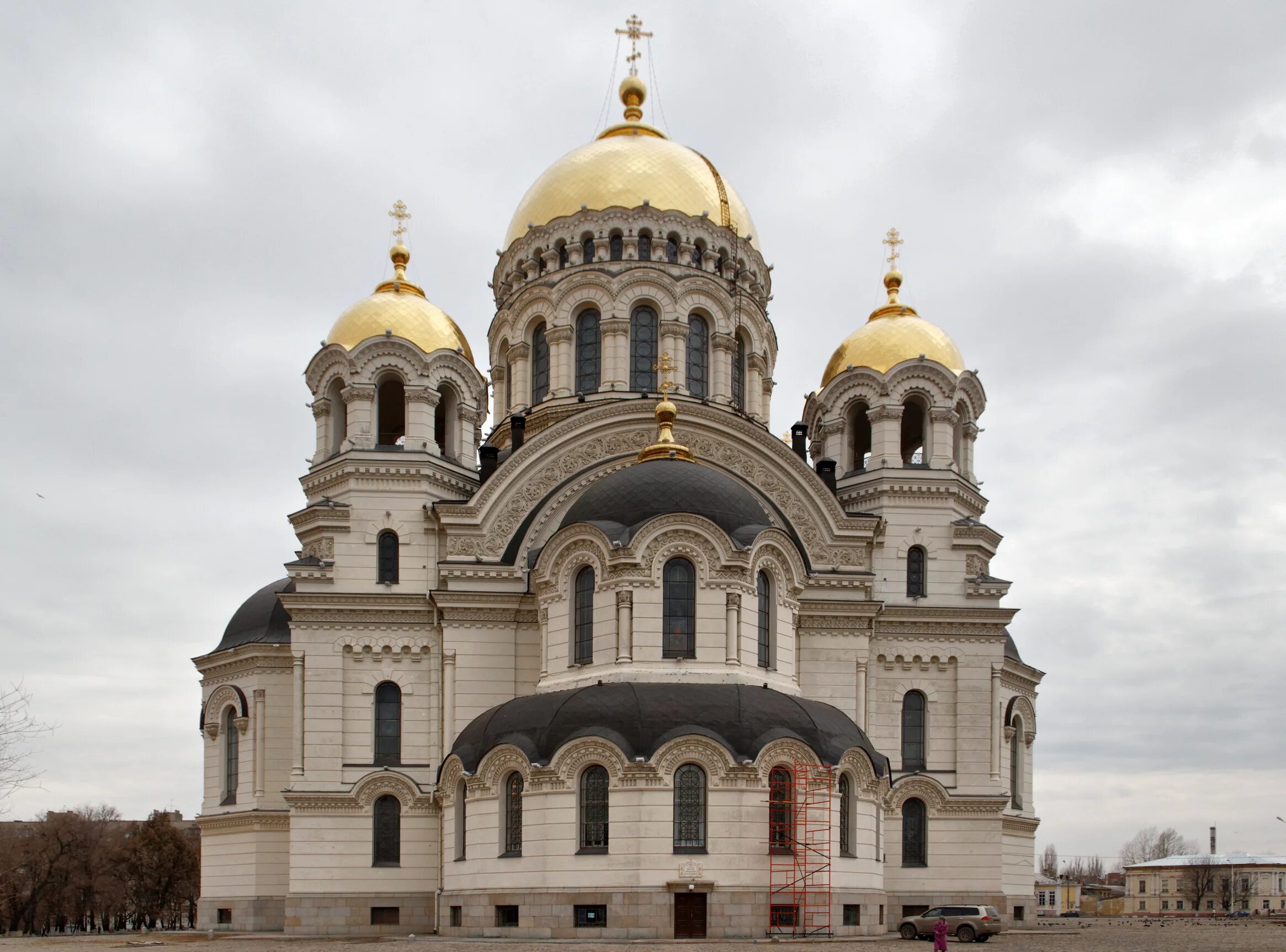 Новочеркасская церковь. Новочеркасская церковь. Старинный храм в новочеркасске. Новочеркасская церковь. Новочеркасская церковь.