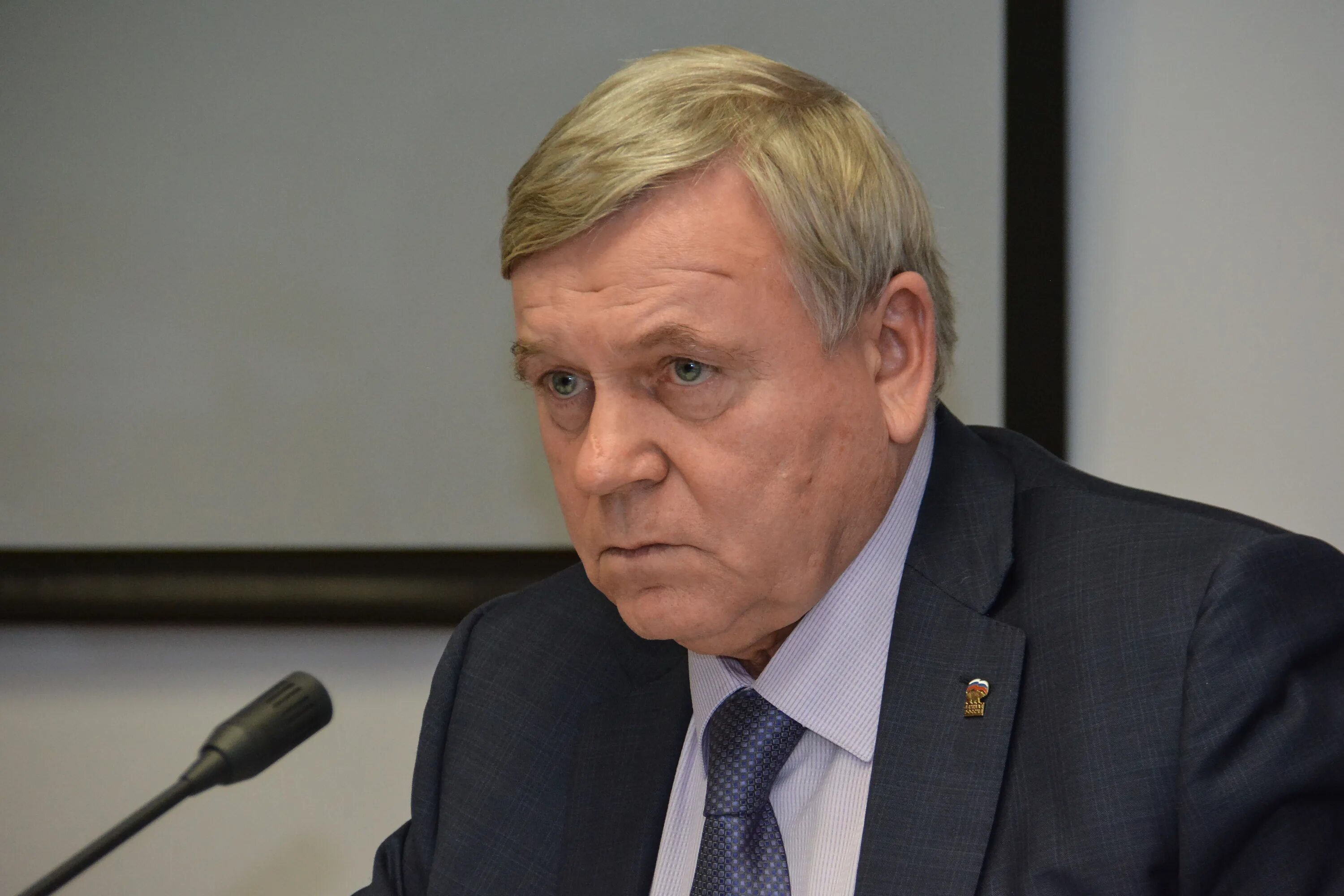 Демкин уходит в отставку. Демкин уходит в отставку