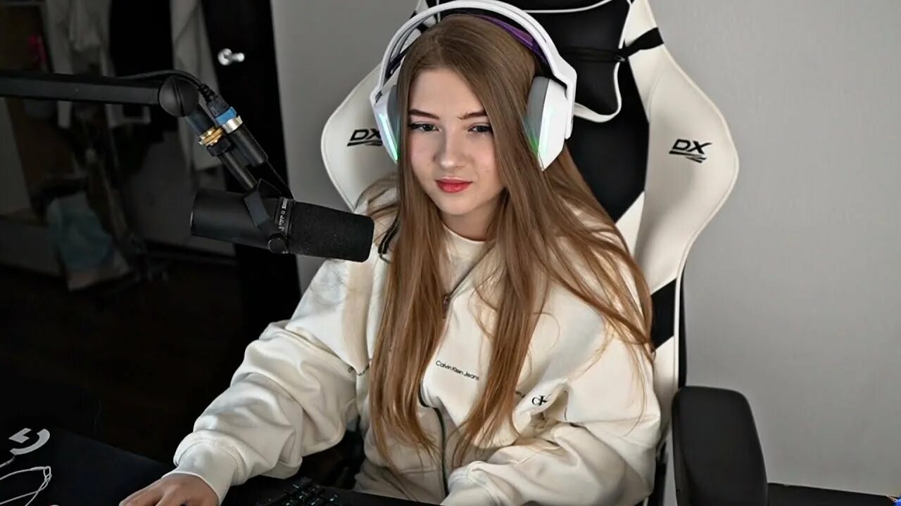 Лицо стримерши iceicell
