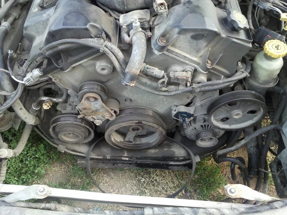 Замена ручейкового ремня на помпу - Chrysler Voyager (3G), 2,5 л, 1996 года поло