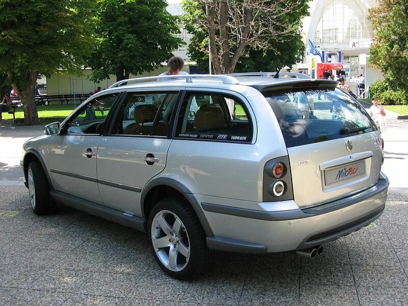 Шкода тур 4х4. Skoda octavia tour 4x4. Skoda octavia tour 2002. Skoda octavia tour 2000. Skoda octavia a4.