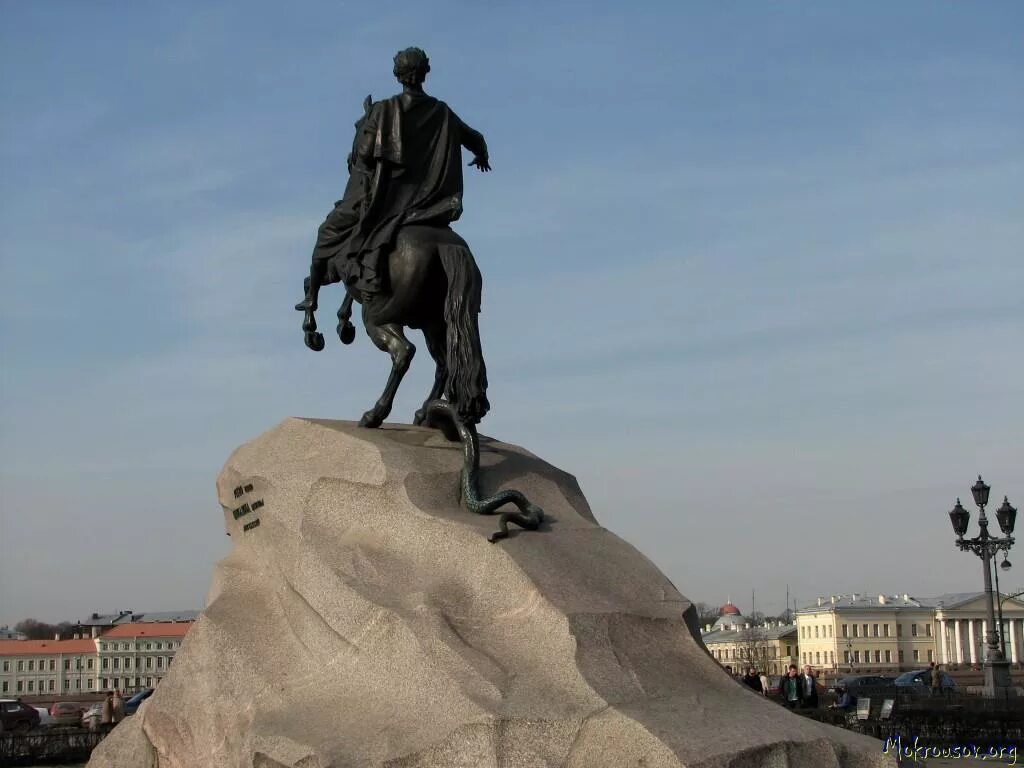 памятник петру 1 в санкт-петербурге медный всадник. статуя петру 1 в петербурге медный всадник. скульптура фальконе медный всадник. медный всадник основа. медный всадник памятник пушкин.