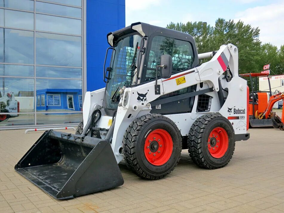 мини-погрузчик bobcat s530. Doosan bobcat s530. фронтальный погрузчик бобкэт с 530. бобкэт s530. мини-погрузчик bobcat s530, 2021.