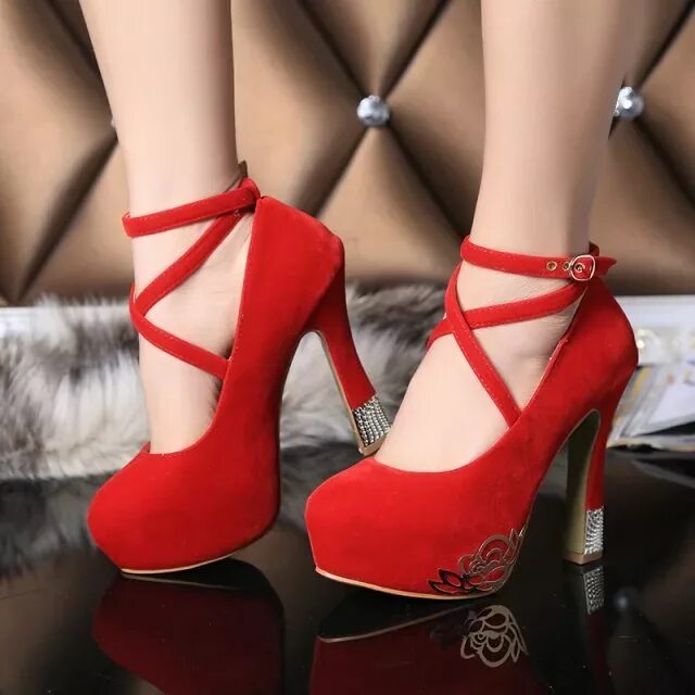 Джум туфли. Шикарные туфли. Туфли на выпускной. Туфли на каблуке. Туфли женские красные.