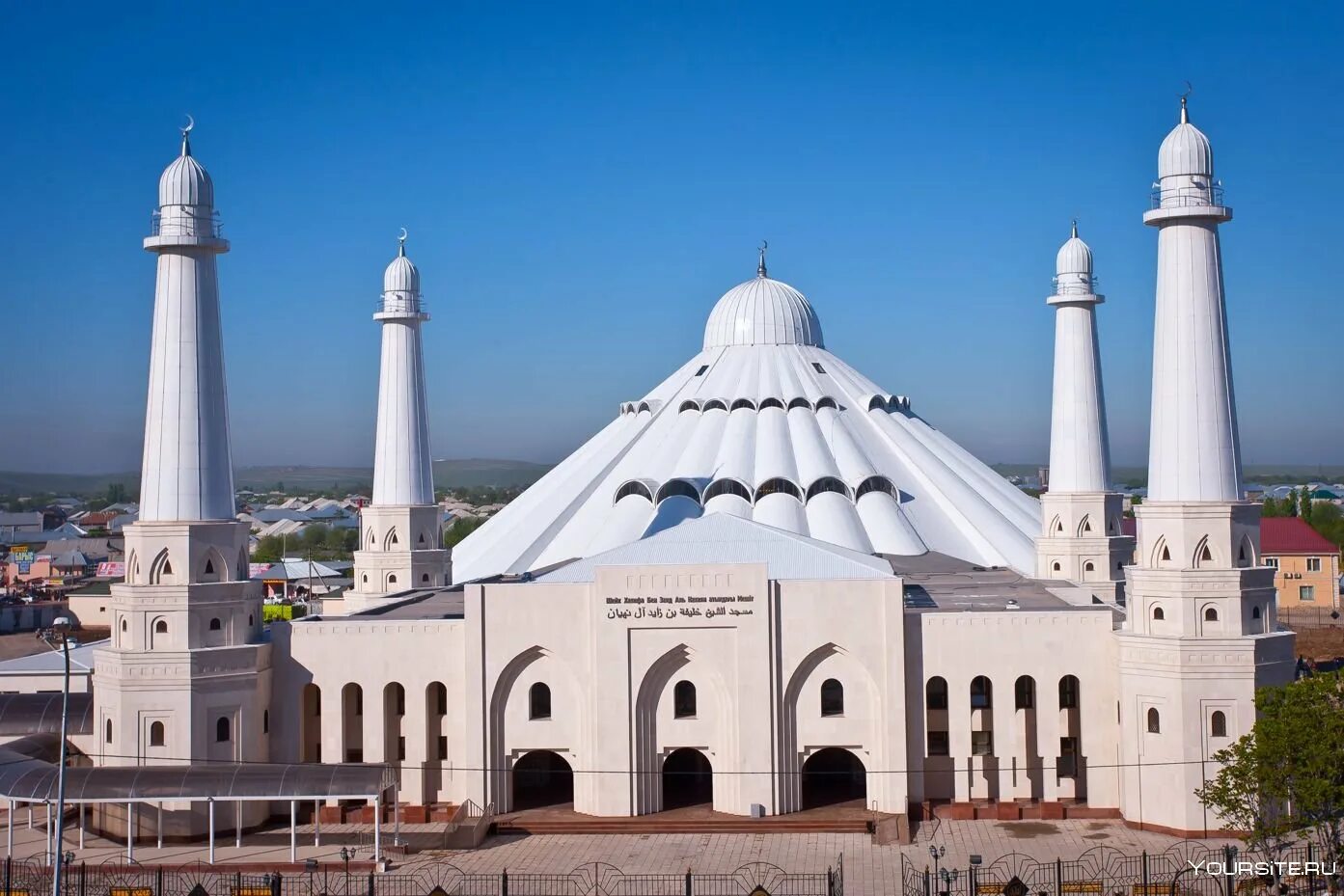 Чимкент астана. Шымкент мечеть. Чимкент мечеть Казахстан. Центральная мечеть (Шымкент). Центральная мечеть (Шымкент) достопримечательность.