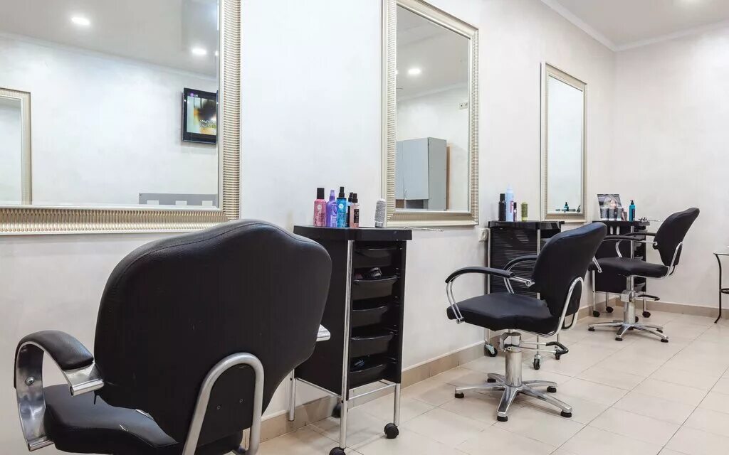 золотые ручки салон дубнинская. золотые ручки салон дубнинская. салон красоты на дубнинской. парикмахерская точка фото. студия красоты колибри сафоново.