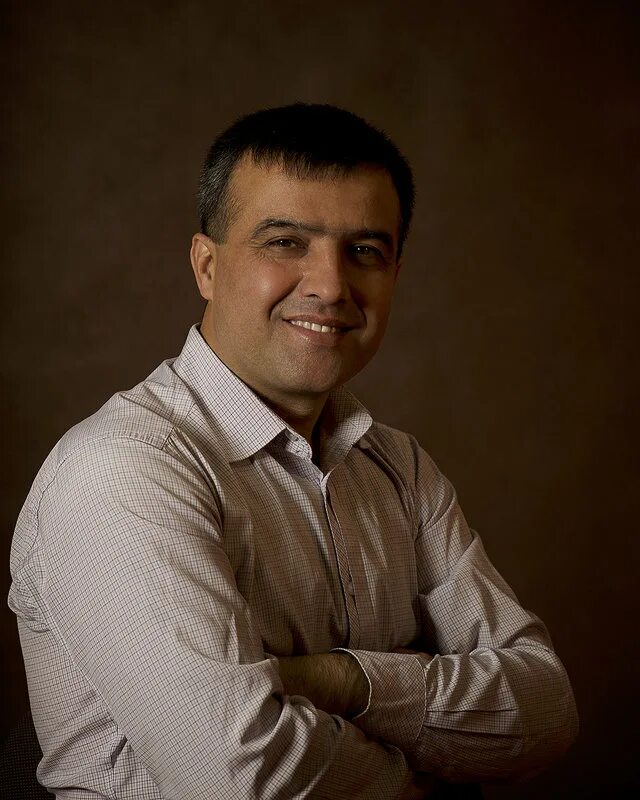 Акрам хан хореограф. Алишер ташпулатов. Акрам рахматуллаев. Шейх акрама губденский. Школа акрам.