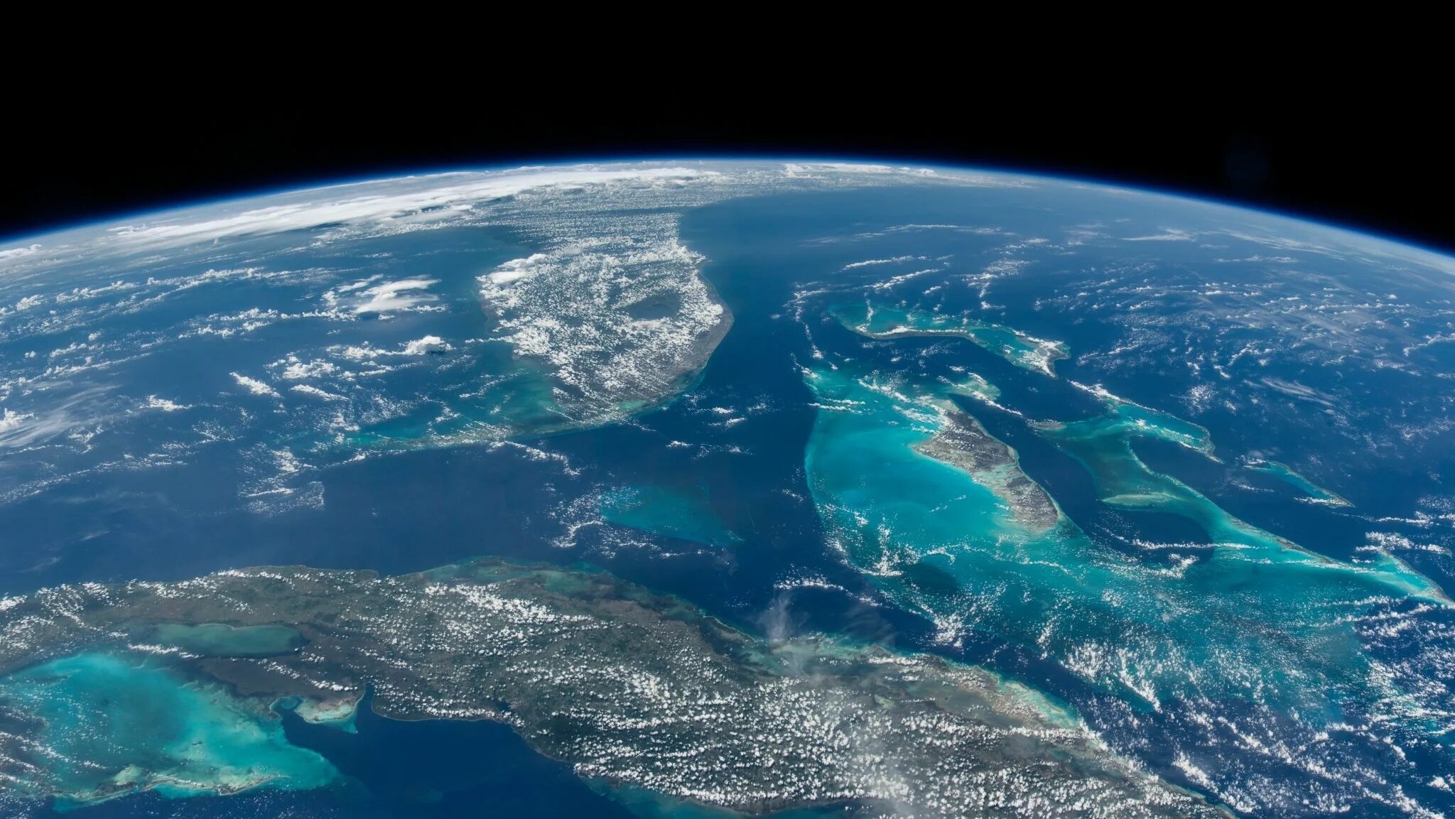 Планета океан название. Снимки земли из космоса. Красивый вид земли из космоса. Планета из космоса. Планета вид из космоса.