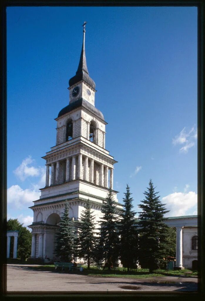 Фото г слободской. Колокольня спасо-преображенского собора слободской. колокольня преображенского собора слободской. колокольня спасо преображенской церкви слободской. слободской кировская область.