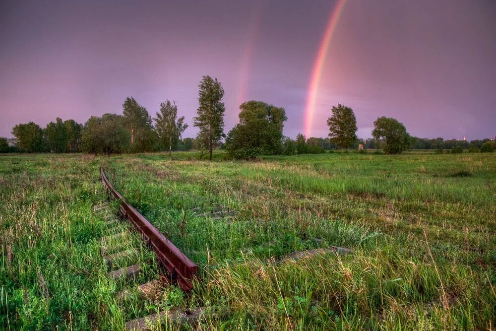 Свежо после грозы. Радуга после грозы. Лето после грозы. Природа после дождя.