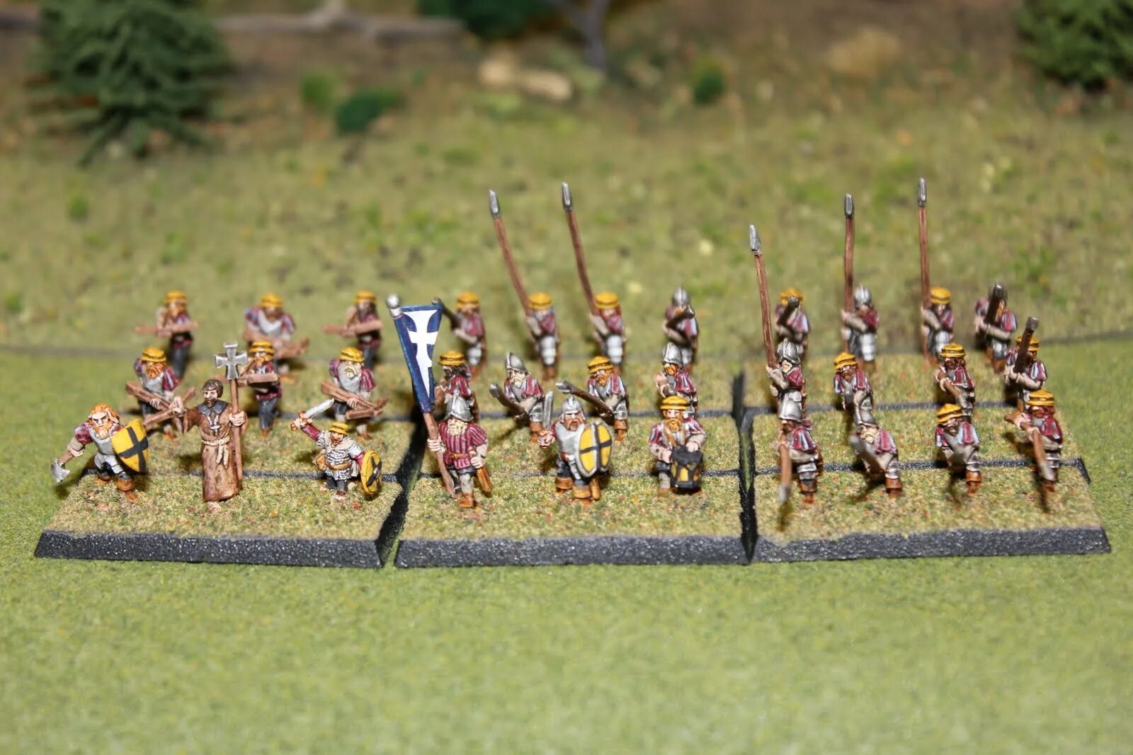 Армия могучи. Highland Miniatures Dwarf. Army Box 15mm гы.