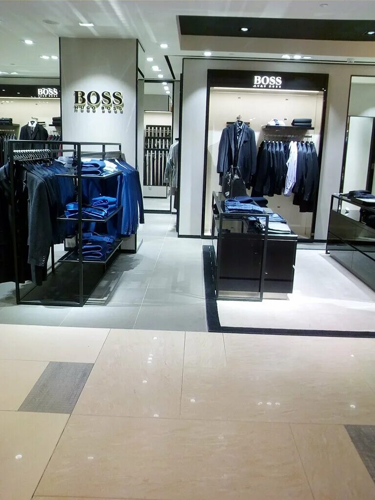 Бутик Hugo Boss в Москве. Хьюго босс магазины. Магазин босс в Москве. Магазин Boss в Москве. Bossy магазин