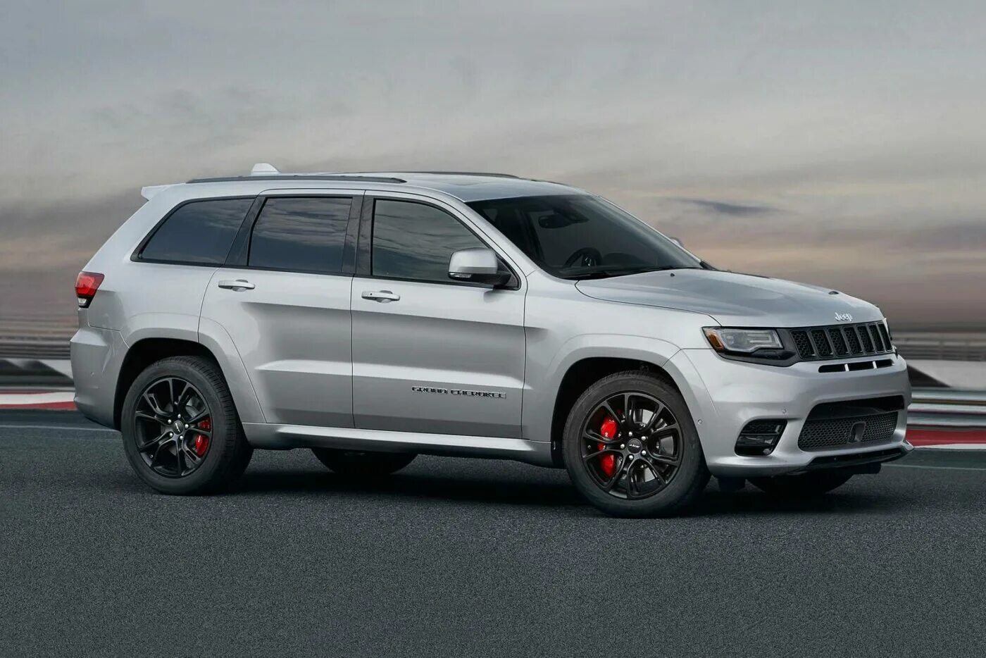 Гранд чероки 2024. Jeep Grand Cherokee srt 2021. Jeep Grand Cherokee wk2 2021. Джип Гранд Чероки srt8 2021. Jeep Grand Cherokee srt8 2021.