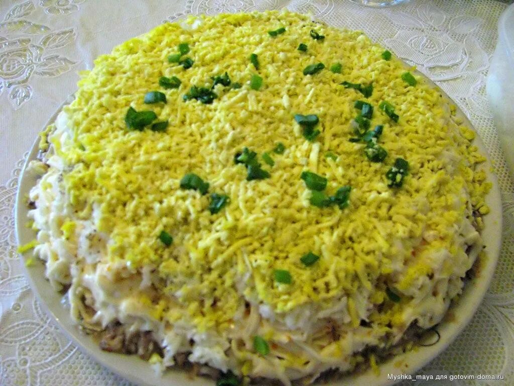 Мимоза со шпротами рецепт. Салат мимоза со шпротами. салат мимоза со шпротами и сыром. мимоза со шпротами. салат мимоза со шпротами классический.
