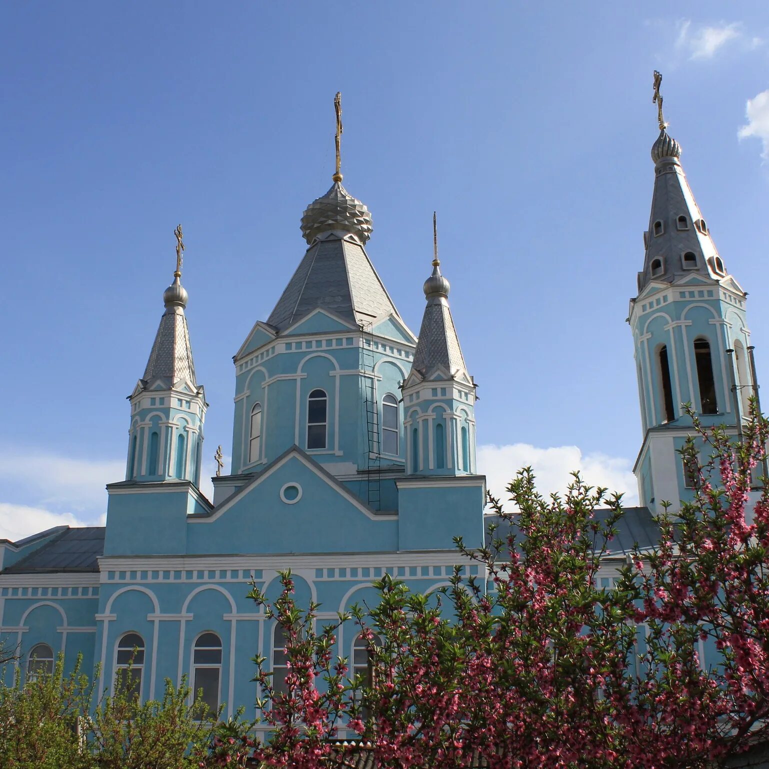 Свято Покровский храм Брюховецкая. Храм станица Брюховецкая. Станица Брюховецкая Церковь парк. Храм в станице Брюховецкой. Сайт брюховецкого района