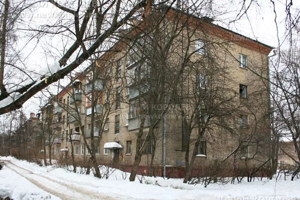 Ул королева 32 новосибирск. Академика королева 32 дом. Улица академика королева дом 1 г. Королева новосибирск. Королева дом 32.