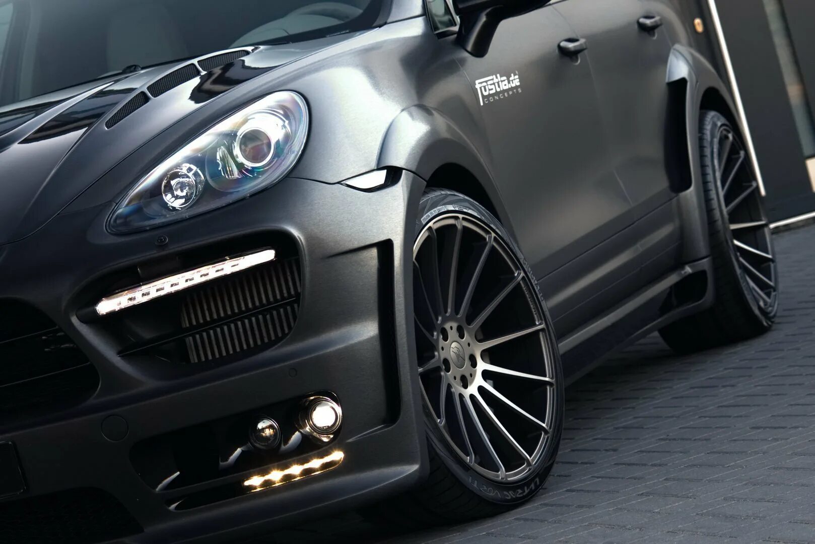 Кайен тюнинг. Порше Кайен. Porsche Cayenne Hamann. Porsche Cayenne Tuning. Порше Кайен Tuning.