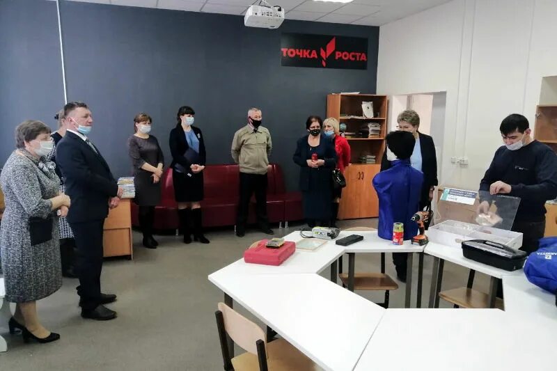 Делиться опытом. Поделиться опытом. Поделились опытом работы. Поделились опытом работы. Поделились опытом работы.