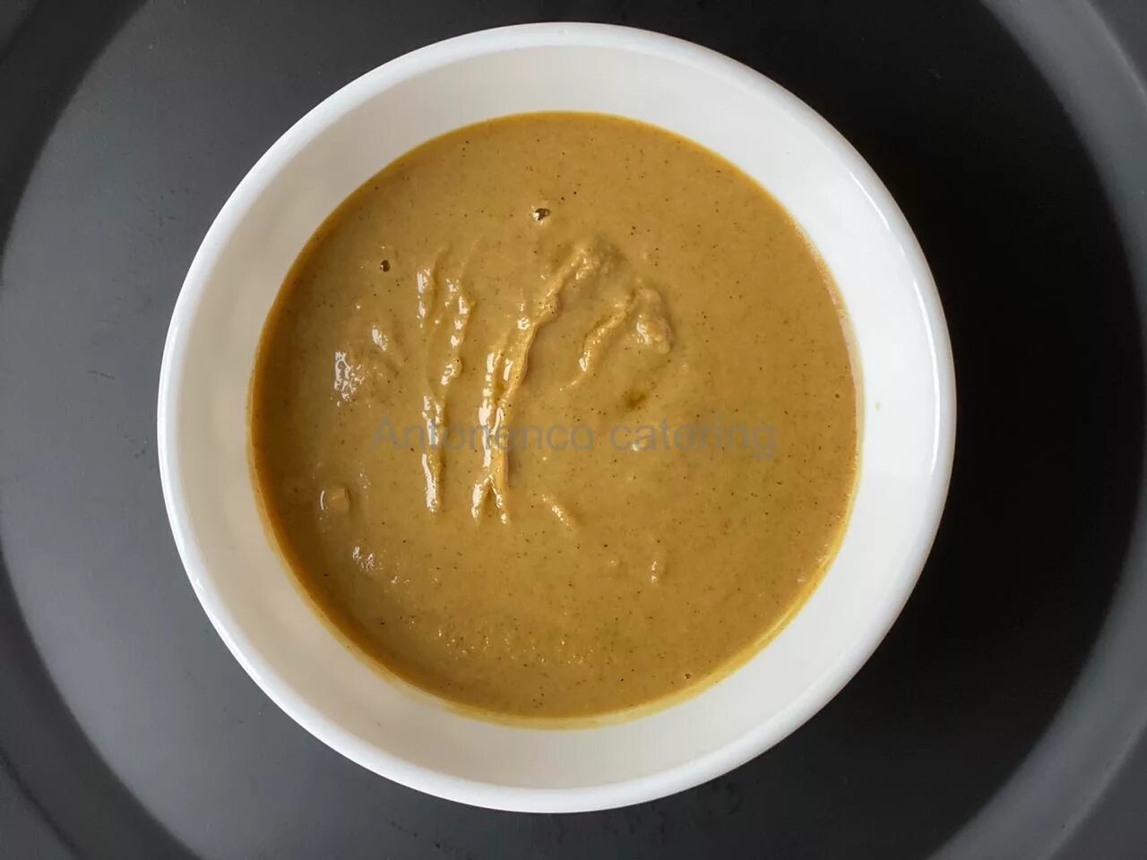 Медово-горчичный соус. Горчица горчичный соус. Горчичный соус с медом. Mustard соус. Горчичный соус с медом.