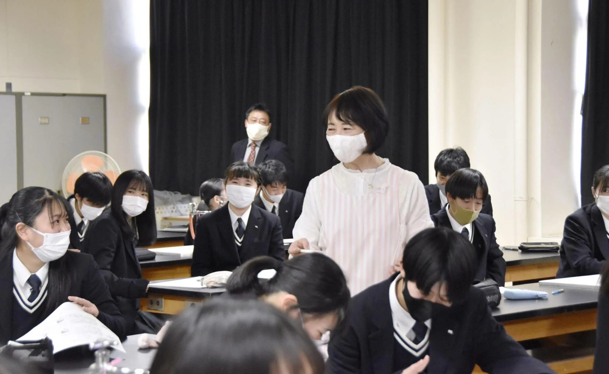 Старшая школа в Японии. Старшая средняя школа в Японии. Религиозные школы в Японии. 7 Тайн школы в Японии.