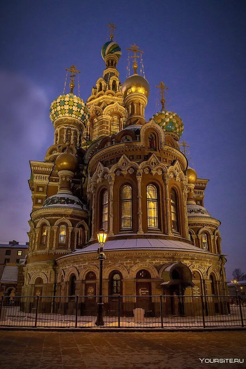 Православная церковь спас. Храм спаса-на-крови санкт-петербург. храм воскресения христова в петербурге (спас-на-крови). храм в питере спас на крови. храм воскресения на крови а.а. парланда в петербурге.