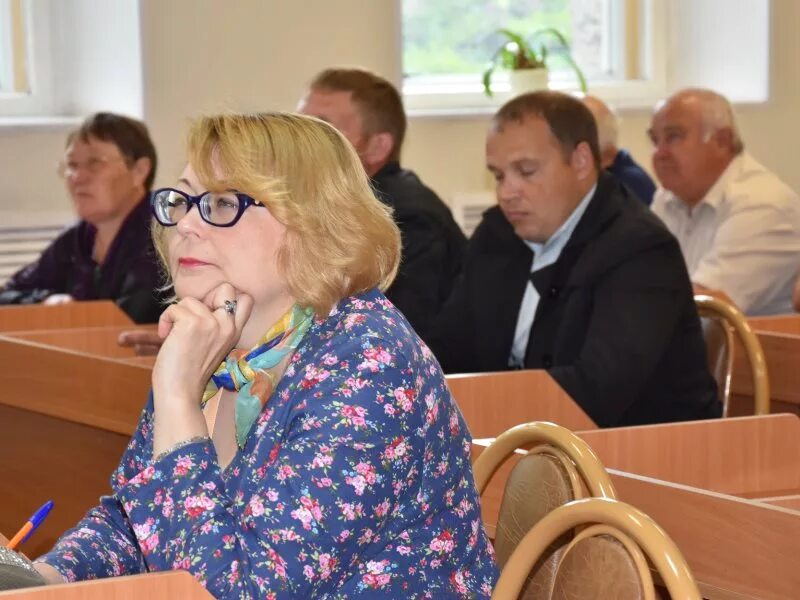 Центр занятости завьялово. Комитет по образованию завьялово алтайский край.