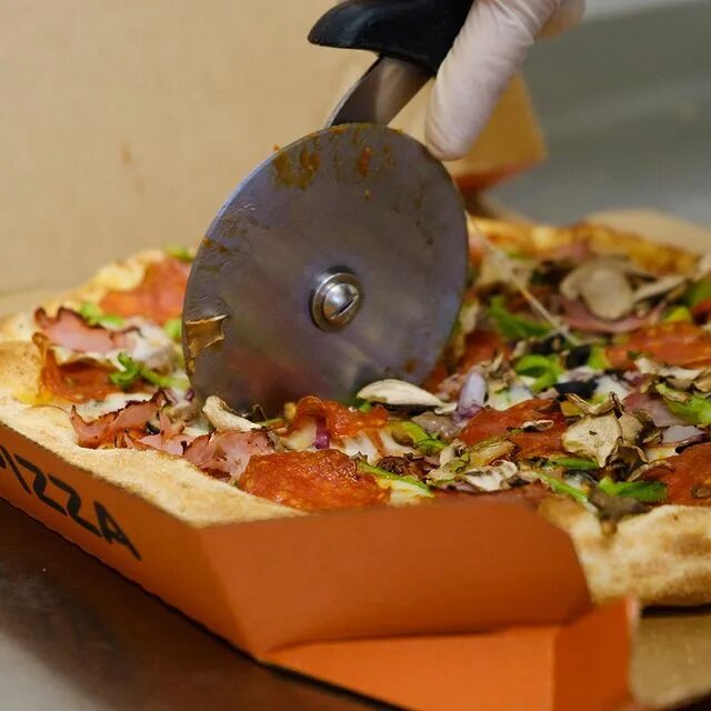 Додо пицца жлобин. Стартер додо пицца. бренд шеф додо пицца. dodo pizza узбекистан. dodopizza в сша.