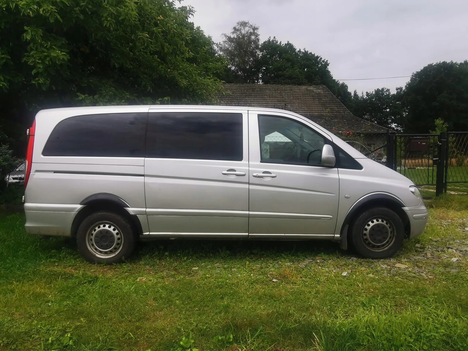 Купить кузов мерседес вито. Крыло Мерседес Вито 639. Дефлекторы окон для Mercedes Vito/Viano(II)w639, 2d/5d 2003-2014г.. Накладки на Крылья Мерседес Вито 638. Авторазборка Мерседес Вито Виано.