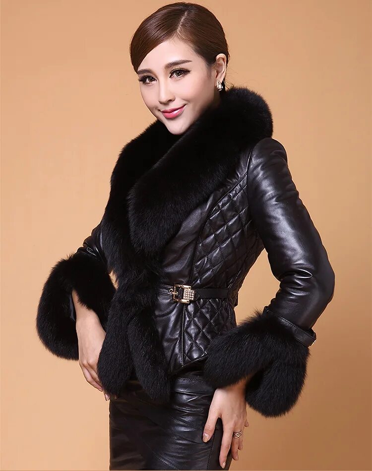 Кожа и мех. Зимние кожаные куртки женские с мехом. Куртка с мехом женская. Кожаная куртка с мехом. Кожаное пальто с мехом женское.