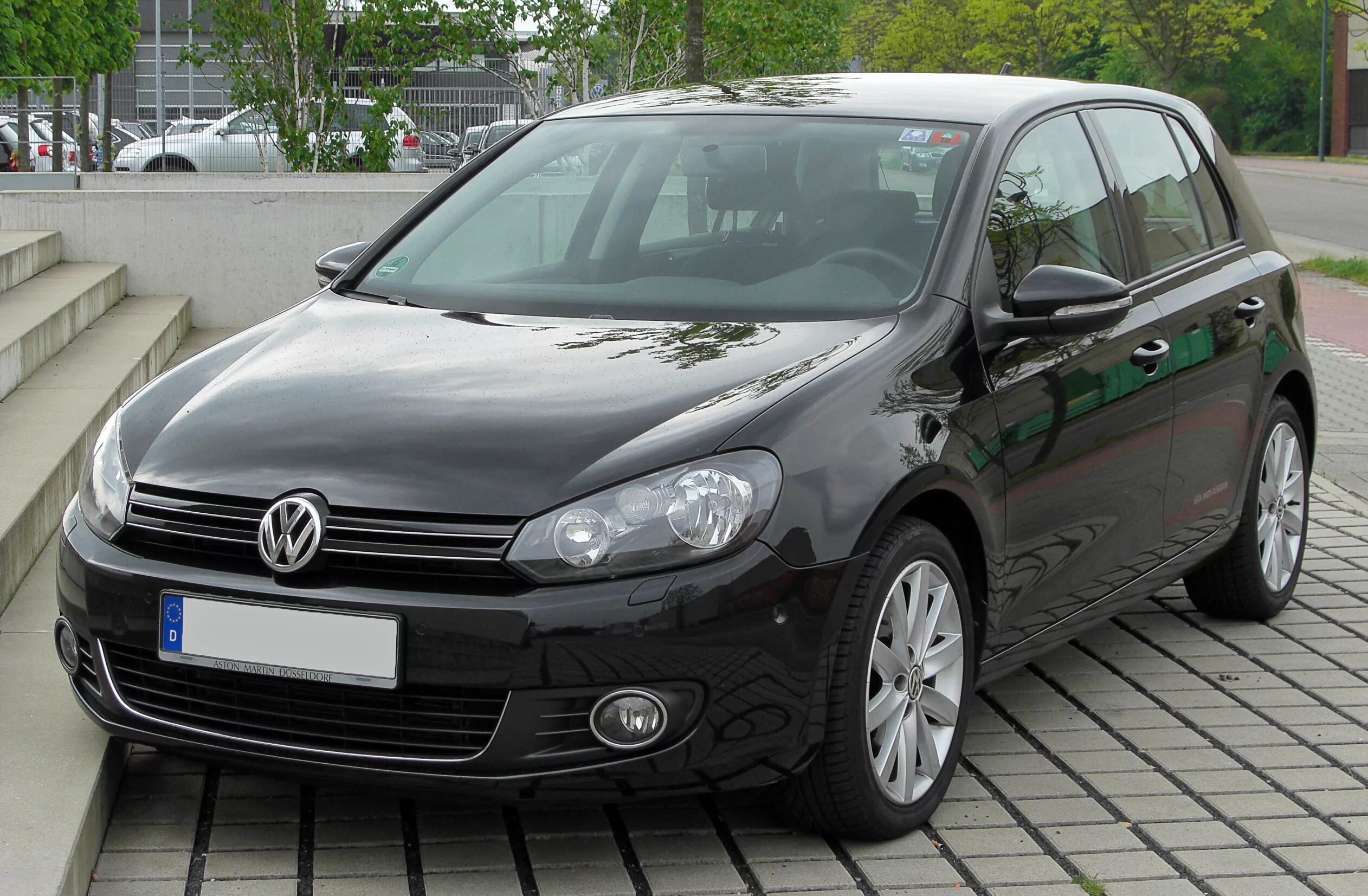 Купить гольф цена. Фольксваген гольф 6. Volkswagen гольф 6. Volkswagen Golf 6 2.0 TDI. VW Golf 6 1.6.