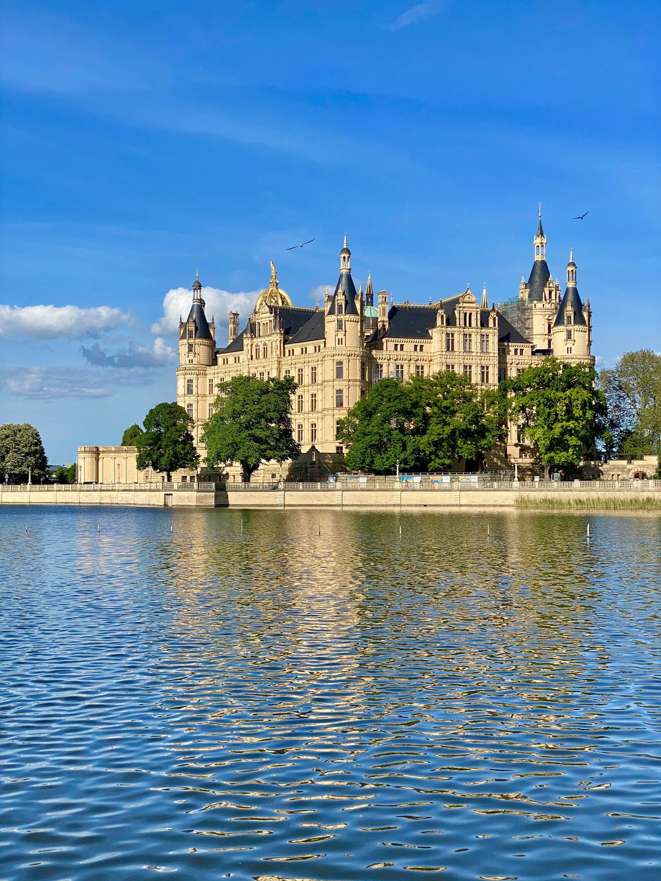Castle lake
