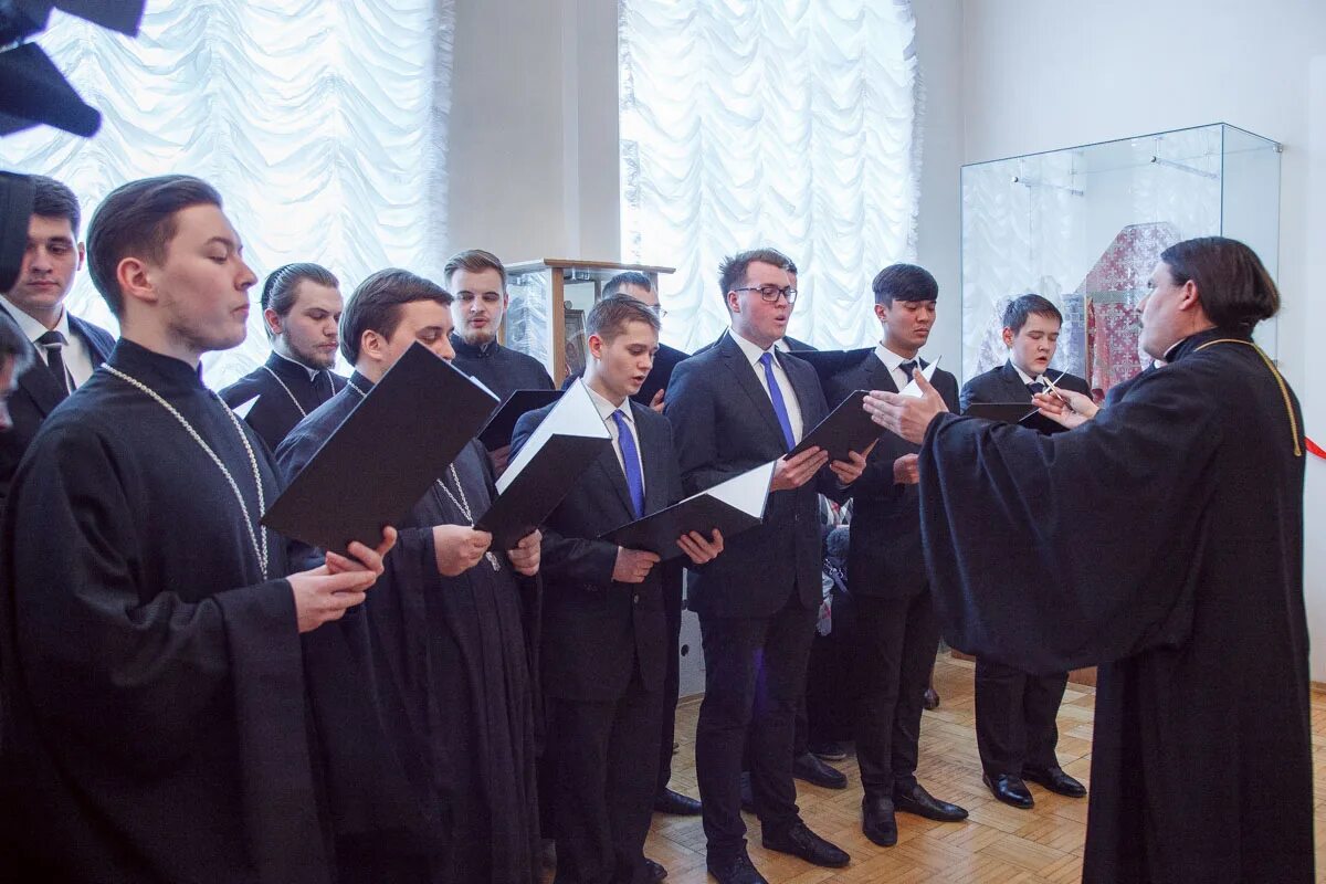 Радонежская 2 самара духовная семинария. Духовная семинария коломна. Самарская духовная академия. Храм самара духовная семинария. Самарская духовная семинария зимой.