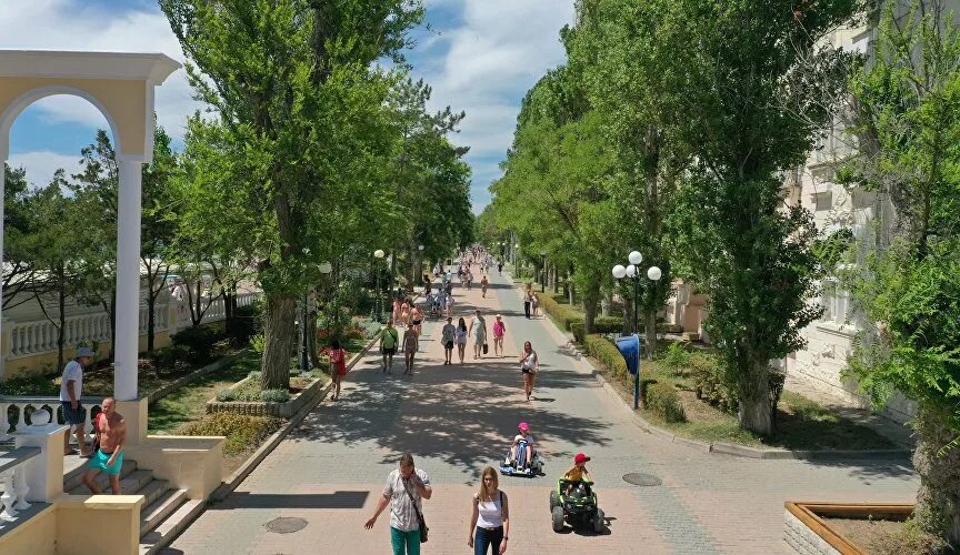 Набережная горького евпатория фото Гранд-Вояж в Крым", туристический поезд-круиз из Москвы : Железнодорожные туры п