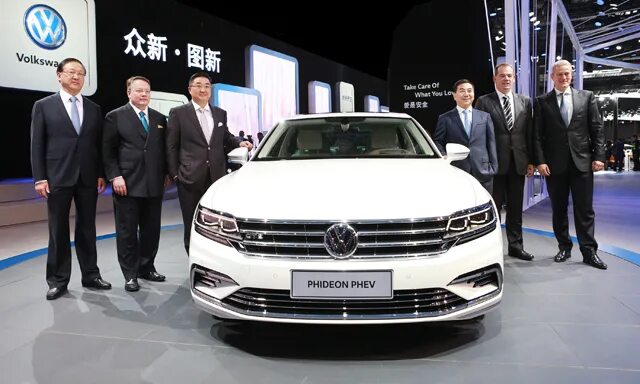 Фольксваген фидеон. Новый Фольксваген Пхидеон. Фольксваген Phideon 2. Volkswagen Phideon China. Фольксваген китайской сборки