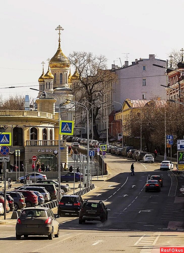 рождественский бульвар 21с1. вид на рождественский бульвар с петровского бульвара. памятник на рождественском бульваре. рождественский б р. рождественский б р.