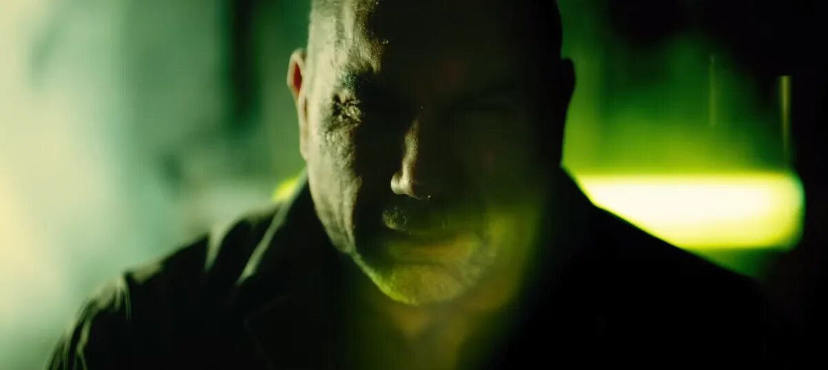 рик декард бегущий по лезвию 2049. харрисон форд бегущий по лезвию 2017. дэйв батиста бегущий по лезвию. харрисон форд бегущий по лезвию 2049. дэйв батиста бегущий по лезвию.