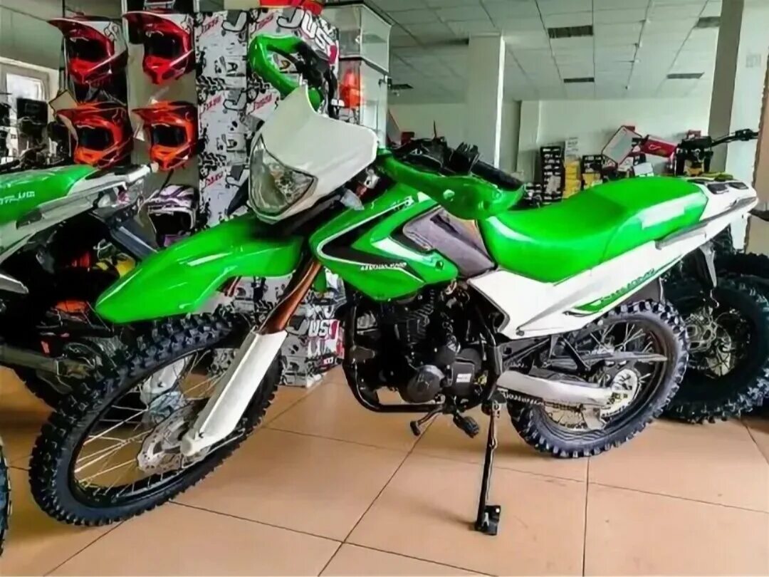 Рейсер эндуро 2014. Мотоленд 250xr эндуро. Мотоленд 250xr эндуро зеленый. Кавасаки 12é sx крос. Зеленый эндуро.