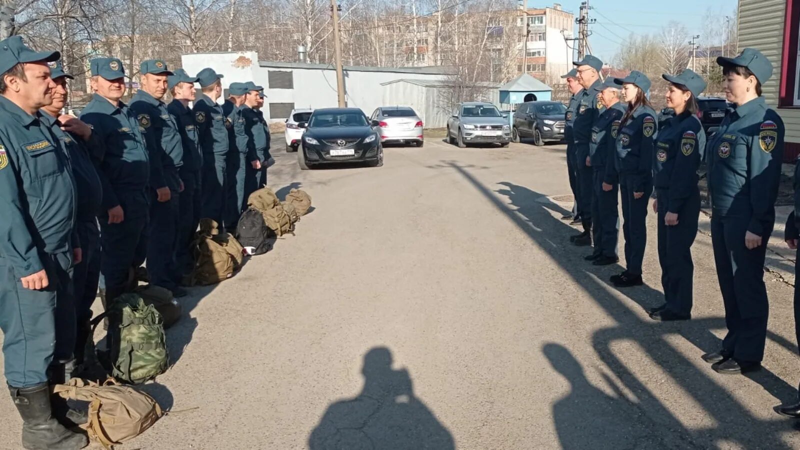 Переход на летнюю форму мвд 2024. Пожарная часть. 73 ПСЧ Москва. Летняя форма одежды ФСИН. Сотрудники 106 пожарной части.