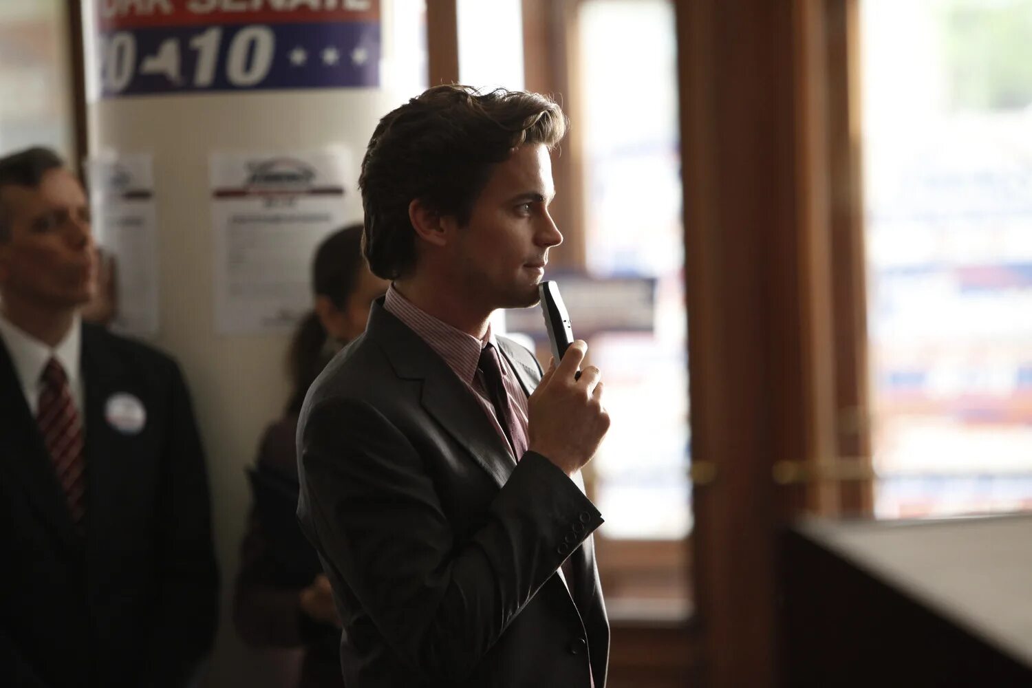 винсент адлер белый воротничок. белый воротничок первый канал. нил кэффри сериал. сериал белый воротничок кухня героев. белый воротничок (2009).