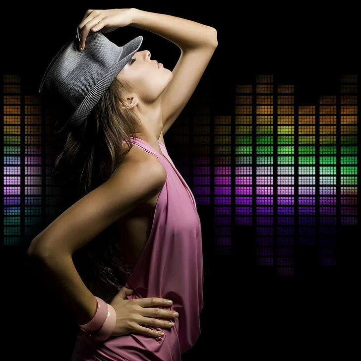 Музыка женщина дня. Клубные обложки. Девушки на дискотеке. Танцы обложка. Девушка танцует обложка.
