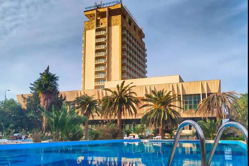 Amza Park Hotel Абхазия. Отель Амза парк отель Абхазия Гагра. Amza Park Hotel 5 Абхазия Гагра. Amza park hotel гагра